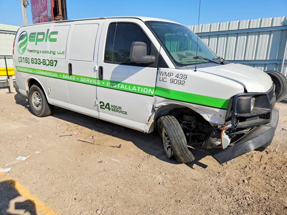 66017486 :رقم المزاد ، 1GCWGFBA1B1105416 vin ، 2011 Chevrolet Express 2500 مزاد بيع