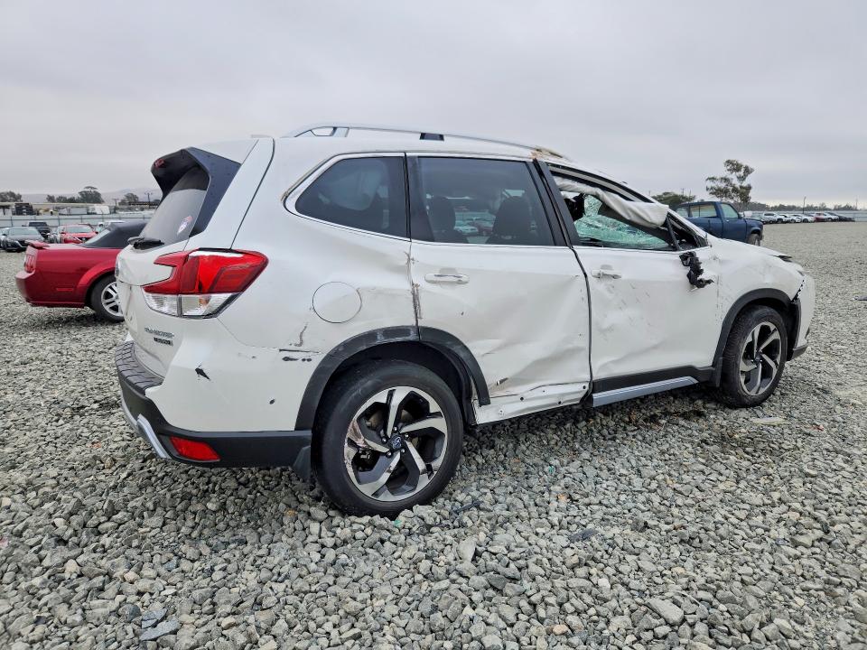2023 Subaru Forester მანქანა იყიდება აუქციონზე, vin: JF2SKARCXPH404300, აუქციონის ნომერი: 70592466