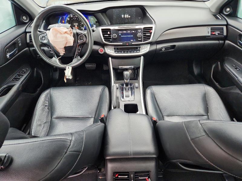 70228666 :رقم المزاد ، 1HGCR6F50FA002683 vin ، 2015 Honda Accord مزاد بيع
