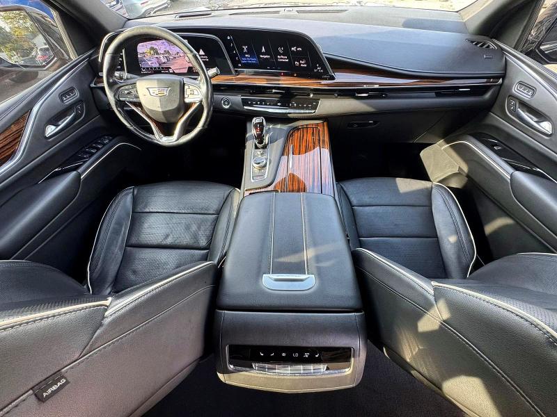 Продаж на аукціоні авто 2021 Cadillac Escalade, vin: 1GYS3KKL3MR256194, номер лоту: 68300196