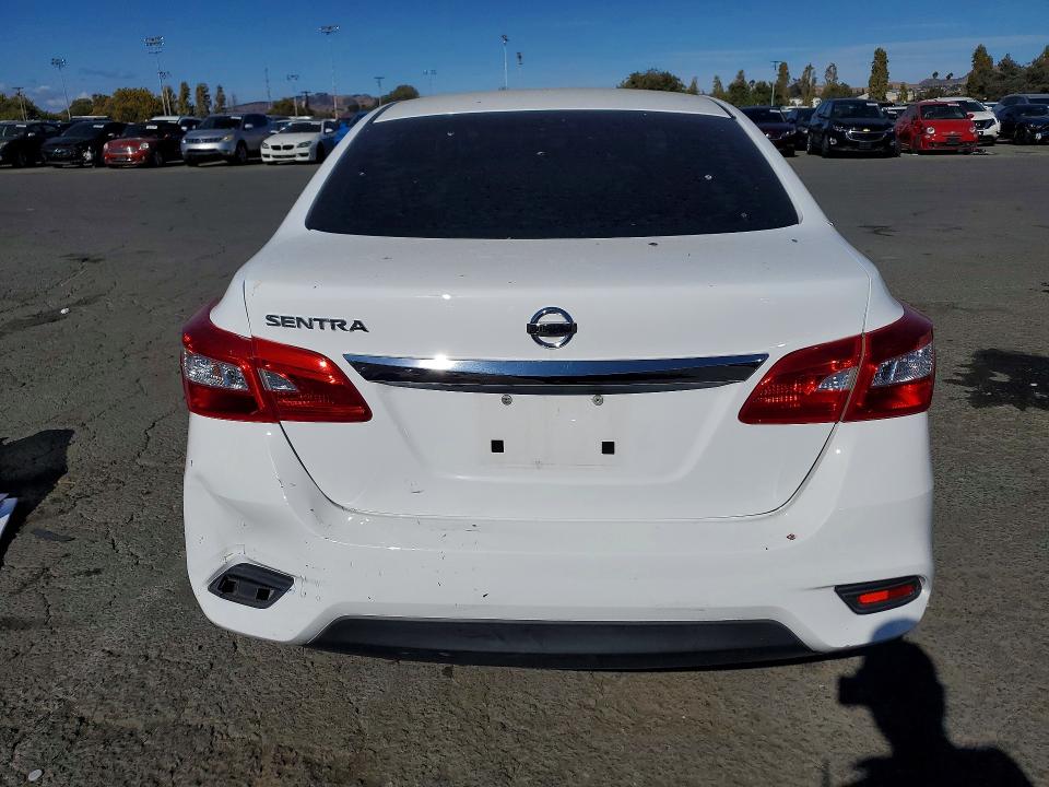 Продаж на аукціоні авто 2018 Nissan Sentra, vin: 3N1AB7AP5JY209750, номер лоту: 67846176
