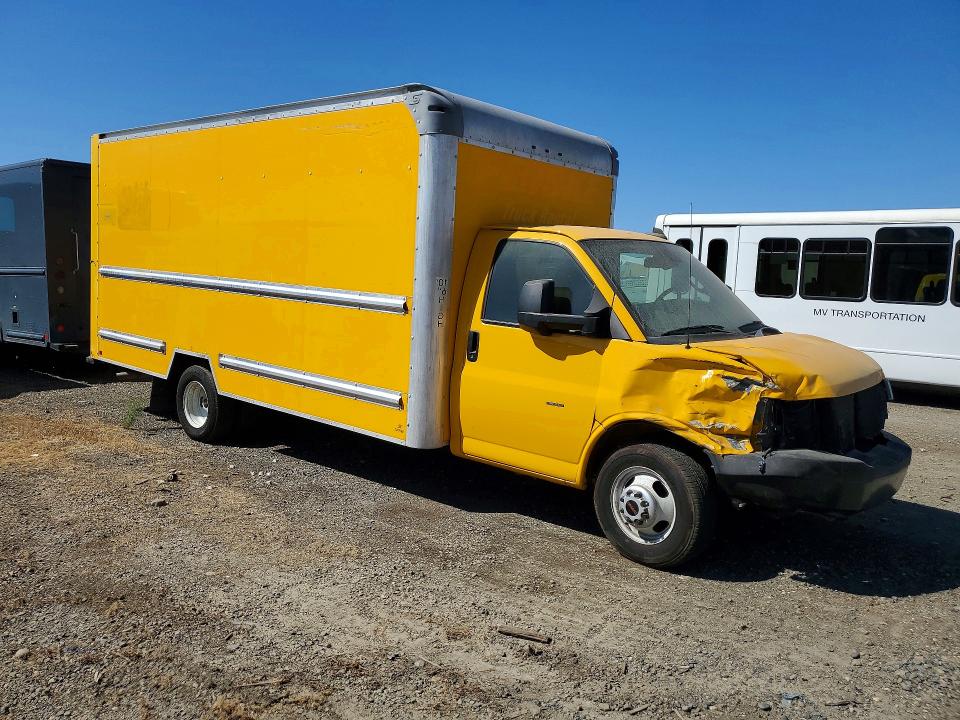 67993356 :رقم المزاد ، 7GZ37TC79MN007088 vin ، 2021 Gmc Savana مزاد بيع