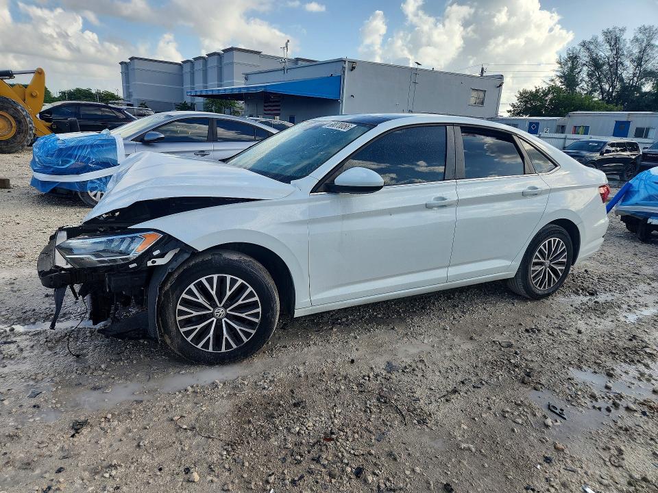 Продажа на аукционе авто 2019 Volkswagen Jetta, vin: 3VWCB7BU8KM254617, номер лота: 68870056