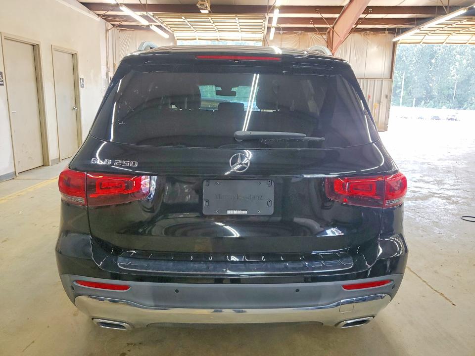 2020 Mercedes-benz Glb მანქანა იყიდება აუქციონზე, vin: W1N4M4GB8LW013254, აუქციონის ნომერი: 69792666