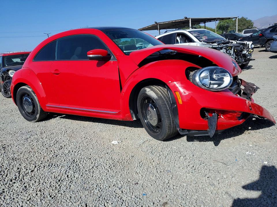 Продажа на аукционе авто 2015 Volkswagen Beetle, vin: 3VWJ17AT4FM648334, номер лота: 69180996