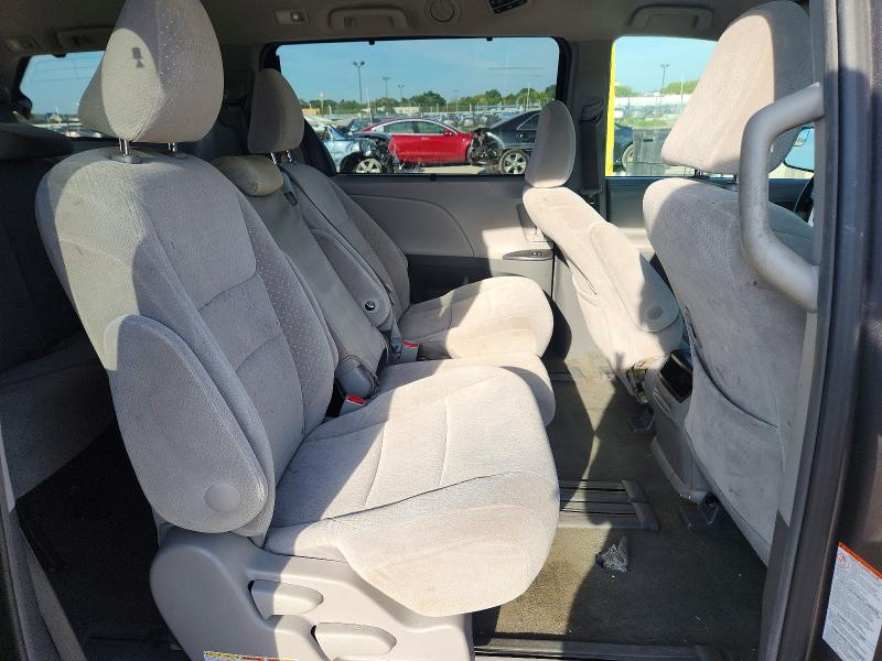 2017 Toyota Sienna მანქანა იყიდება აუქციონზე, vin: 5TDKZ3DC2HS807469, აუქციონის ნომერი: 68645116
