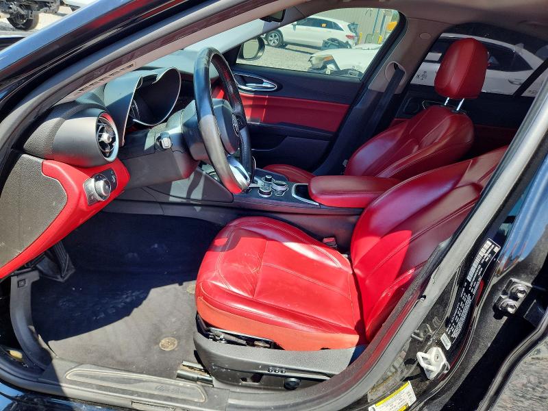 2021 Alfa Romeo Giulia მანქანა იყიდება აუქციონზე, vin: ZARFAMAN6M7641603, აუქციონის ნომერი: 68735736