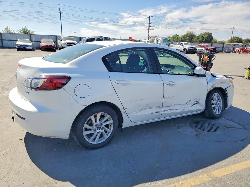 2013 Mazda 3 მანქანა იყიდება აუქციონზე, vin: JM1BL1VP0D1749134, აუქციონის ნომერი: 69085926
