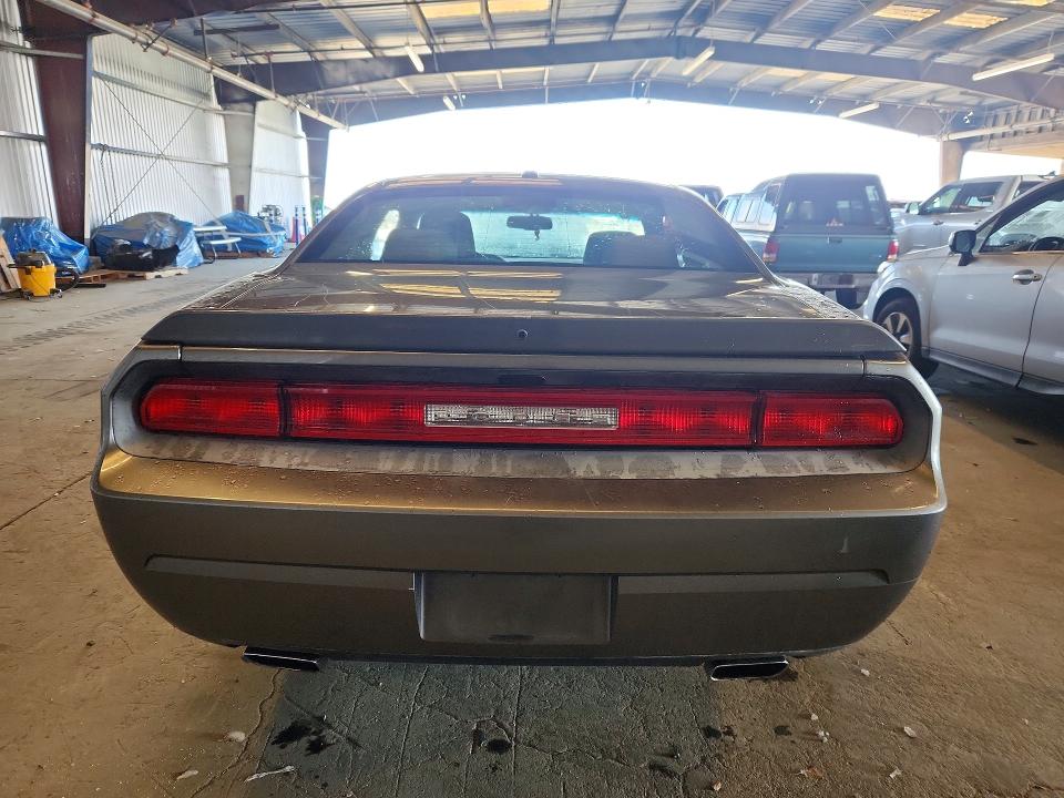 67876926 :رقم المزاد ، 2C3CDYAG1CH204614 vin ، 2012 Dodge Challenger مزاد بيع