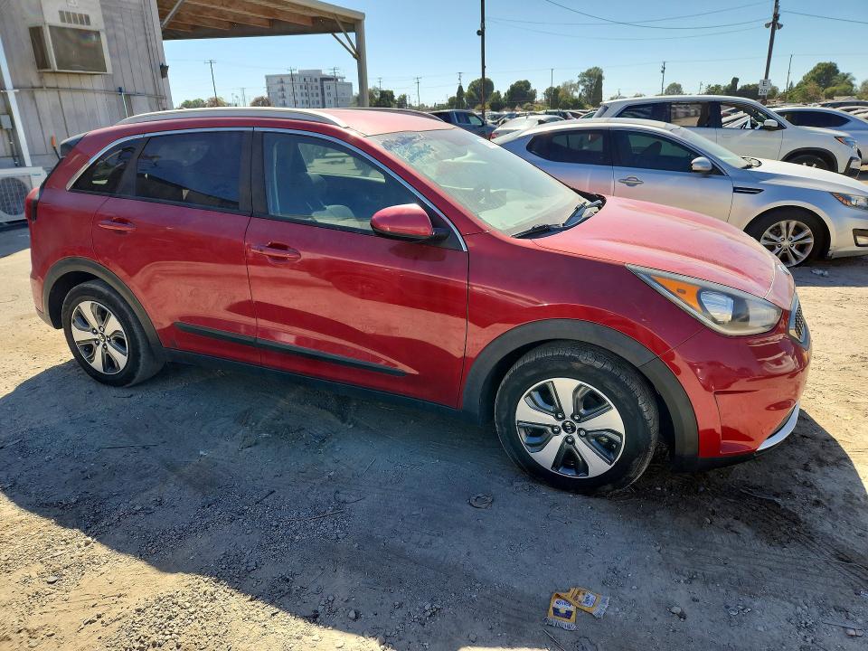 67895286 :رقم المزاد ، KNDCB3LC4K5324170 vin ، 2019 Kia Niro مزاد بيع