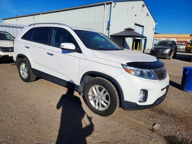 Продажа на аукционе авто 2015 Kia Sorento, vin: 5XYKT3A63FG627296, номер лота: 69867896