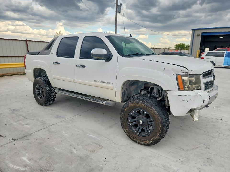 67925636 :رقم المزاد ، 3GNFK12338G216263 vin ، 2008 Chevrolet Avalanche مزاد بيع