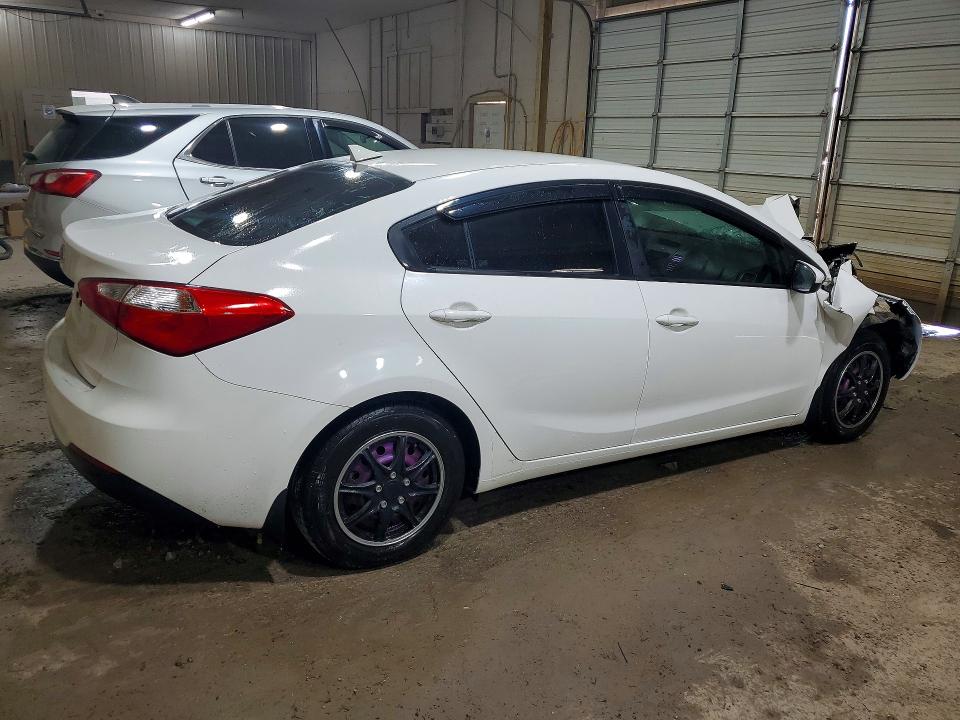 Продажа на аукционе авто 2016 Kia Forte, vin: KNAFK4A64G5457838, номер лота: 67743246