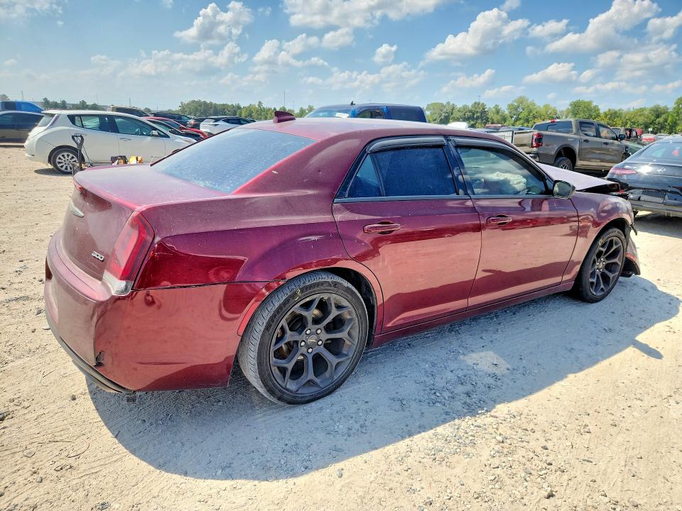 70107176 :رقم المزاد ، 2C3CCAAG3KH582667 vin ، 2019 Chrysler 300 مزاد بيع