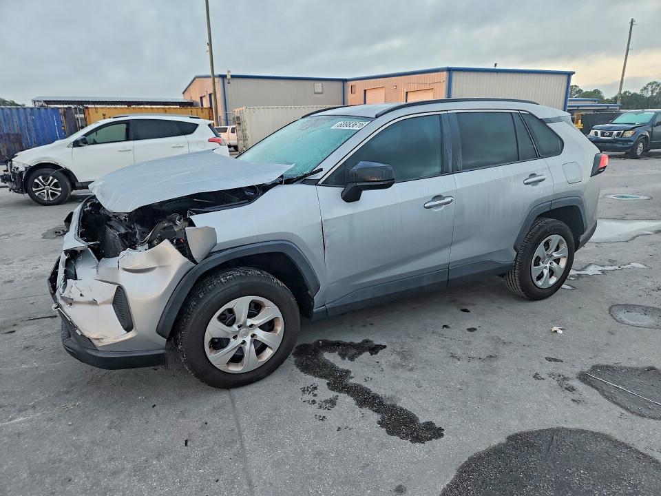 2021 Toyota Rav4 მანქანა იყიდება აუქციონზე, vin: 2T3H1RFV6MW124704, აუქციონის ნომერი: 68983616