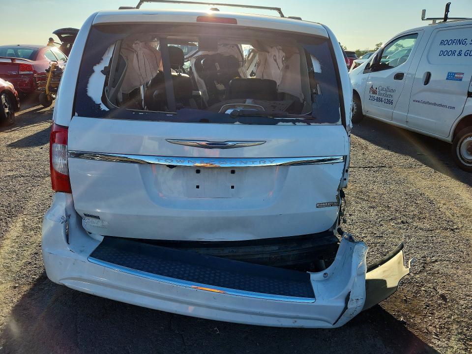 Продаж на аукціоні авто 2015 Chrysler Town & Country, vin: 2C4RC1BG8FR655259, номер лоту: 68693306