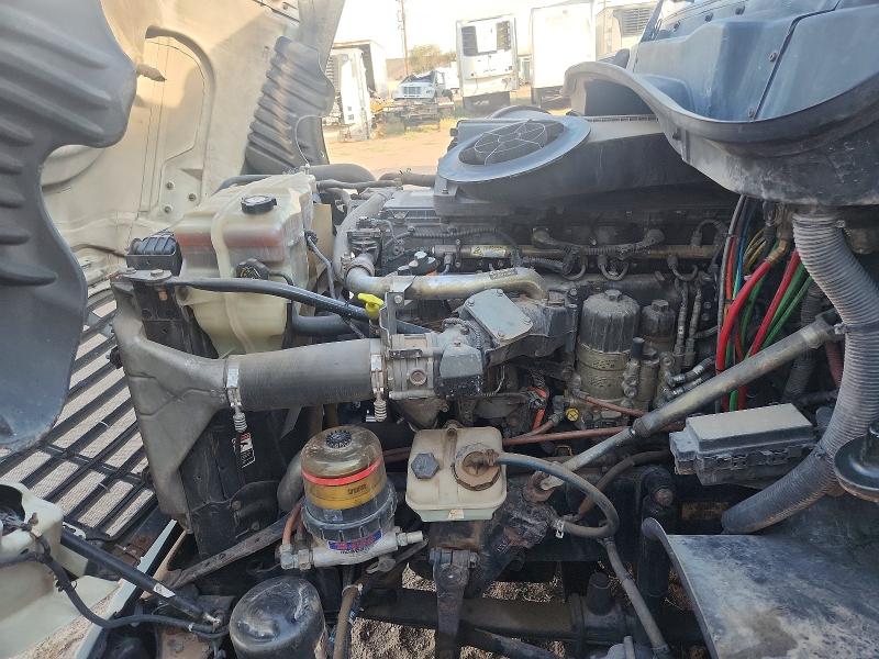 Продажа на аукционе авто 2011 Freightliner Cascadia, vin: 1FUJGEDVXBSAY2809, номер лота: 67686056