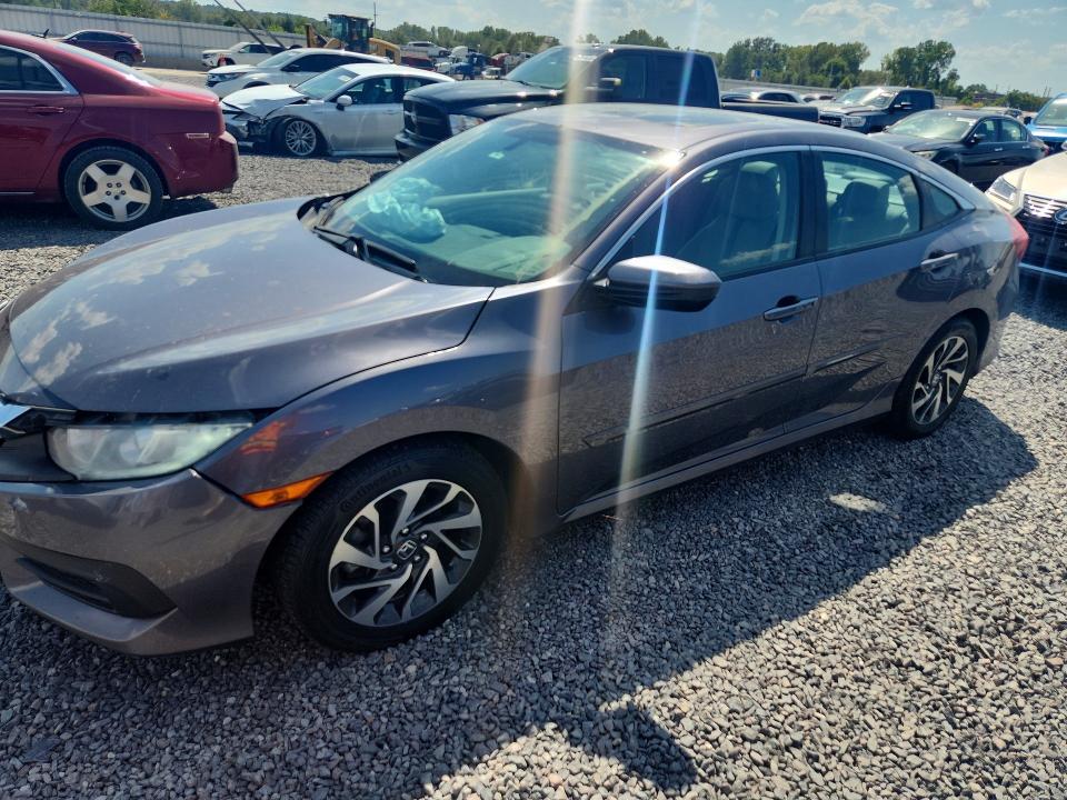 2016 Honda Civic მანქანა იყიდება აუქციონზე, vin: 19XFC2F70GE005069, აუქციონის ნომერი: 67388796