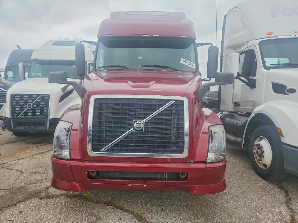 2012 Volvo Vn მანქანა იყიდება აუქციონზე, vin: 4V4NC9TH5CN554116, აუქციონის ნომერი: 69822836