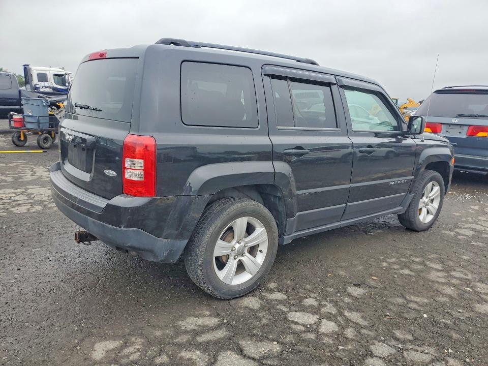 67353046 :رقم المزاد ، 1C4NJPFA2ED503251 vin ، 2014 Jeep Patriot مزاد بيع