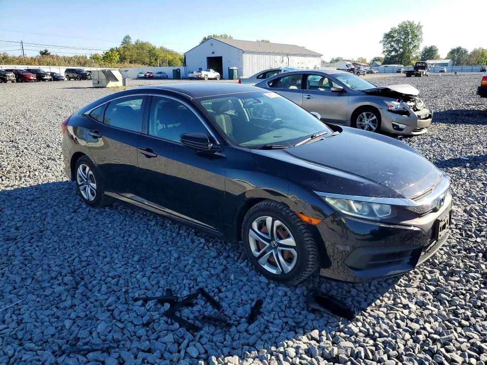 69810986 :رقم المزاد ، 19XFC2F57GE017105 vin ، 2016 Honda Civic مزاد بيع