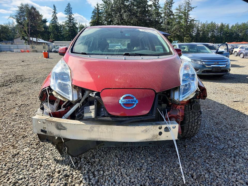 70025706 :رقم المزاد ، 1N4AZ0CP6DC410332 vin ، 2013 Nissan Leaf مزاد بيع