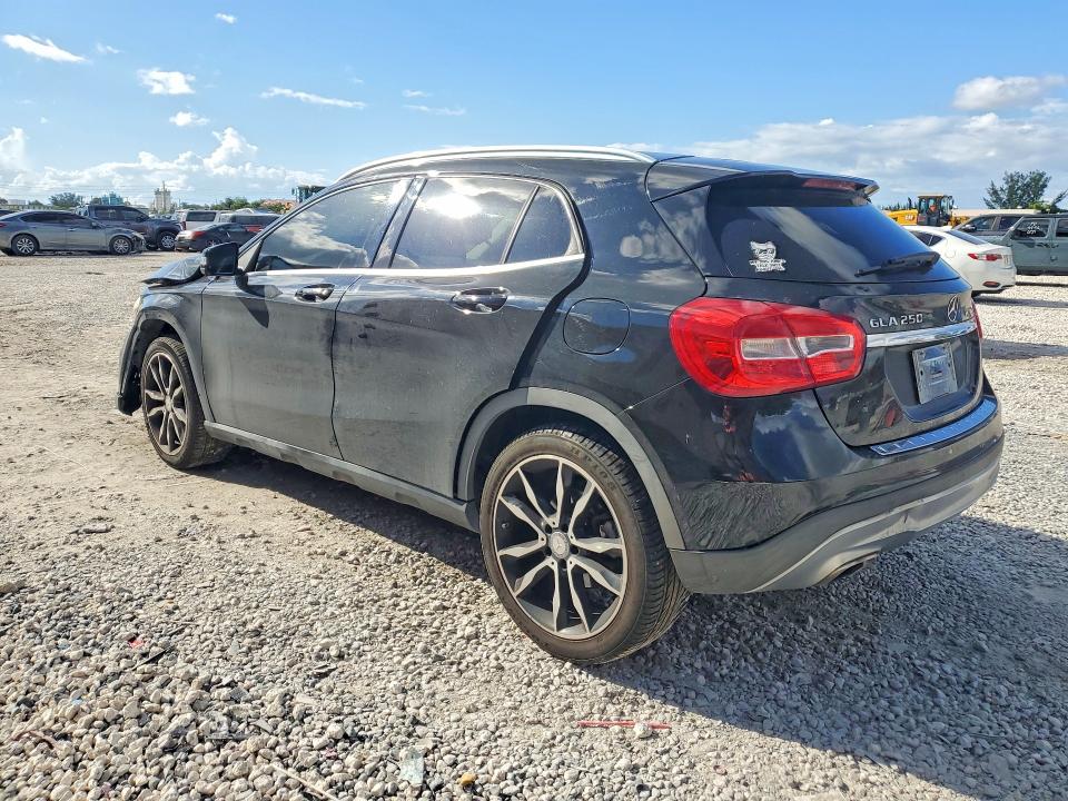 Продаж на аукціоні авто 2015 Mercedes-benz Gla, vin: WDCTG4EB6FJ107335, номер лоту: 70433936