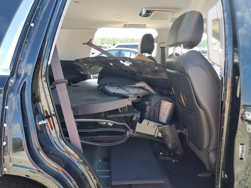 70051916 :رقم المزاد ، 1GYS4NKJ8FR501894 vin ، 2015 Cadillac Escalade مزاد بيع