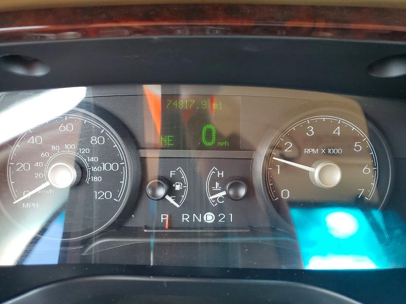 Aukcja sprzedaży 2008 Lincoln Town Car, vin: 2L1FM88W08X658708, numer aukcji: 70557396