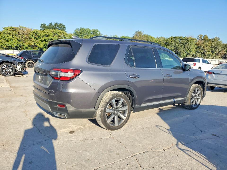 Продаж на аукціоні авто 2024 Honda Pilot, vin: 5FNYG1H85RB001089, номер лоту: 68976186