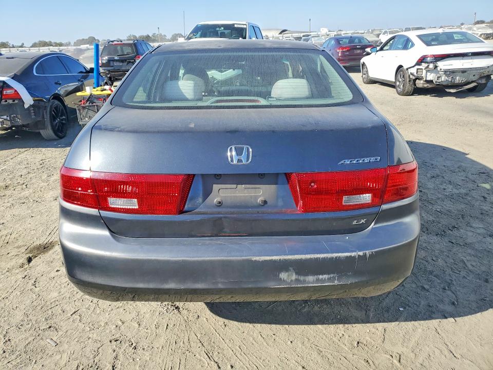 2005 Honda Accord მანქანა იყიდება აუქციონზე, vin: 1HGCM56415A083806, აუქციონის ნომერი: 69731596