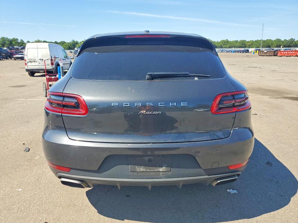 Продаж на аукціоні авто 2017 Porsche Macan, vin: WP1AA2A58HLB09354, номер лоту: 67757926