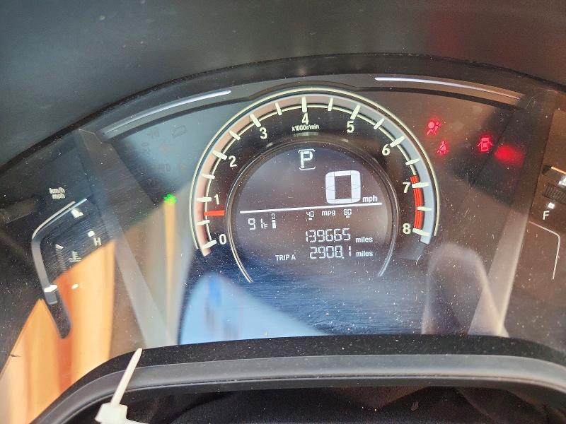 67860546 :رقم المزاد ، 2HKRW6H39HH220789 vin ، 2017 Honda Cr-v مزاد بيع