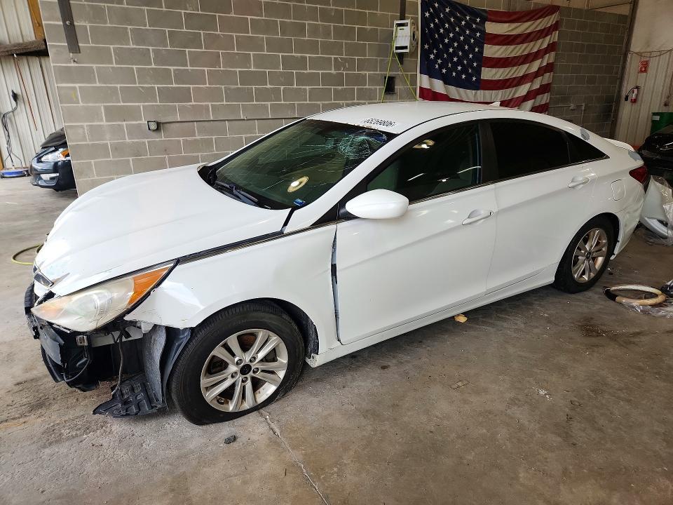 65269806 :رقم المزاد ، 5NPEB4AC1DH668270 vin ، 2013 Hyundai Sonata مزاد بيع
