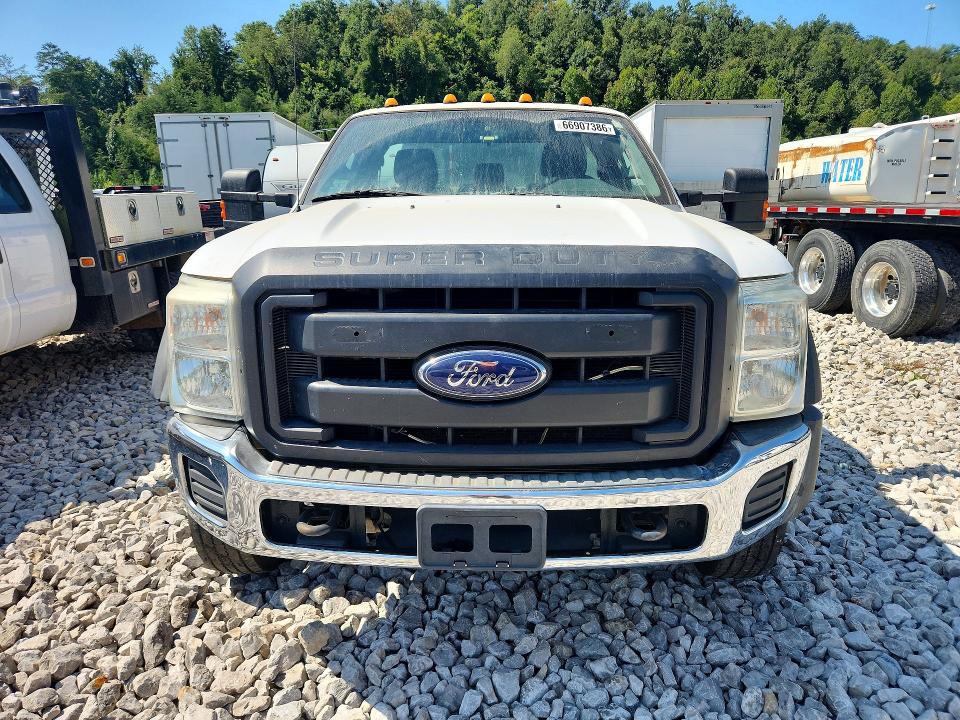 66907386 :رقم المزاد ، 1FDUF4HT7FED56734 vin ، 2015 Ford F450 مزاد بيع
