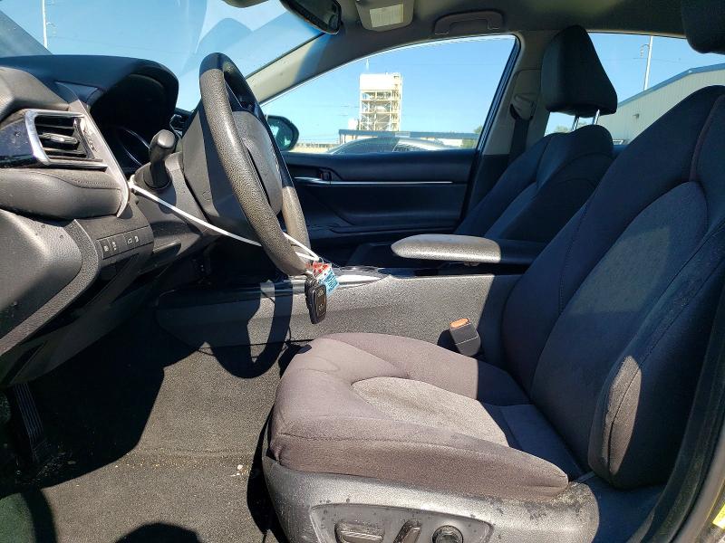 Продаж на аукціоні авто 2018 Toyota Camry, vin: 4T1B11HK6JU077284, номер лоту: 68345816