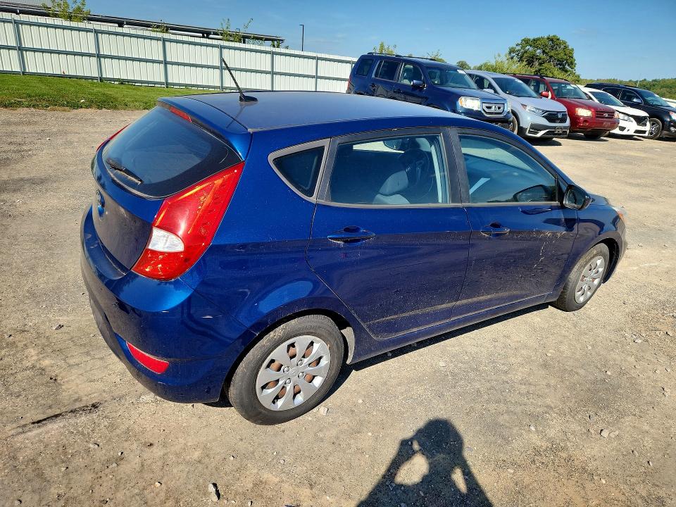 66103536 :رقم المزاد ، KMHCT5AE9HU319022 vin ، 2017 Hyundai Accent مزاد بيع