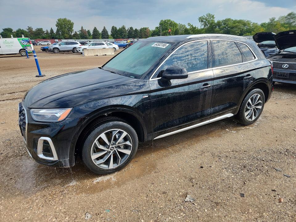 64503186 :رقم المزاد ، WA1EAAFYXN2013429 vin ، 2022 Audi Q5 مزاد بيع