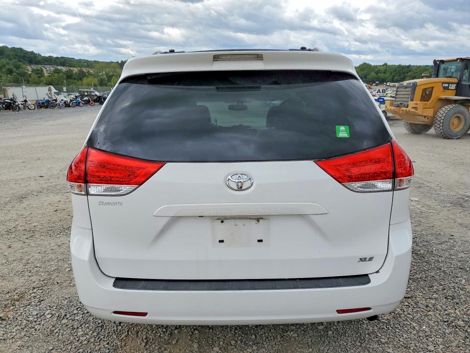 Aukcja sprzedaży 2013 Toyota Sienna, vin: 5TDYK3DC1DS350677, numer aukcji: 67939196