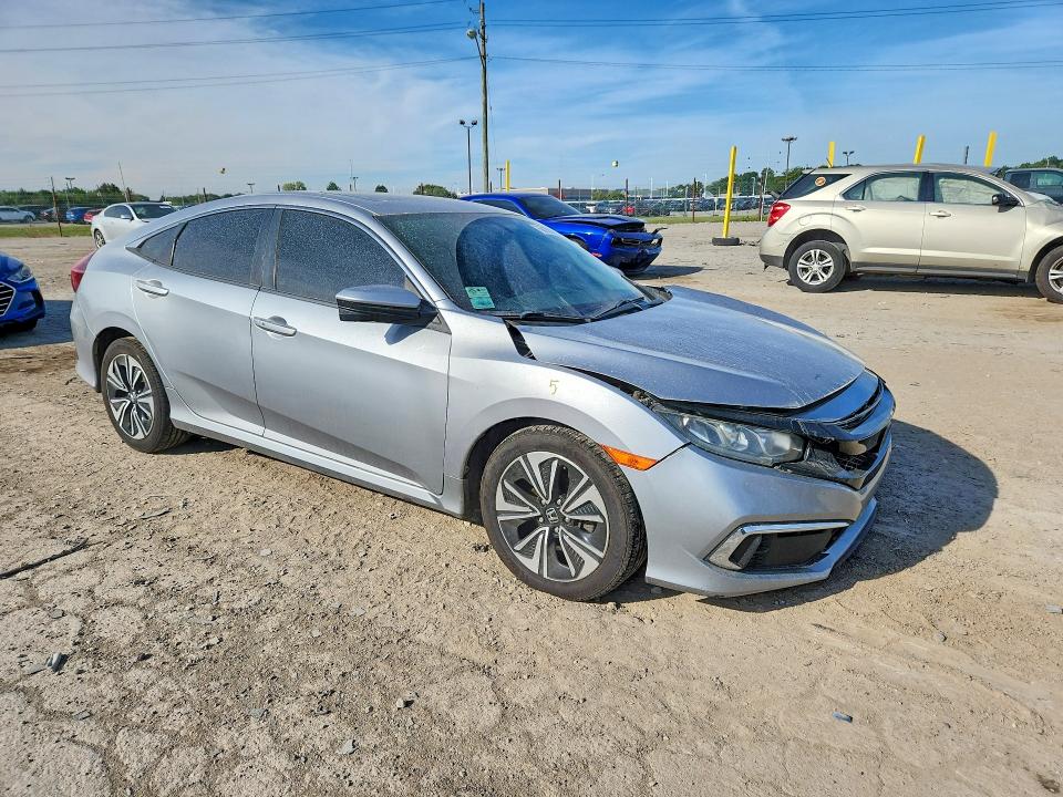 68185016 :رقم المزاد ، 19XFC1F78GE000972 vin ، 2016 Honda Civic مزاد بيع