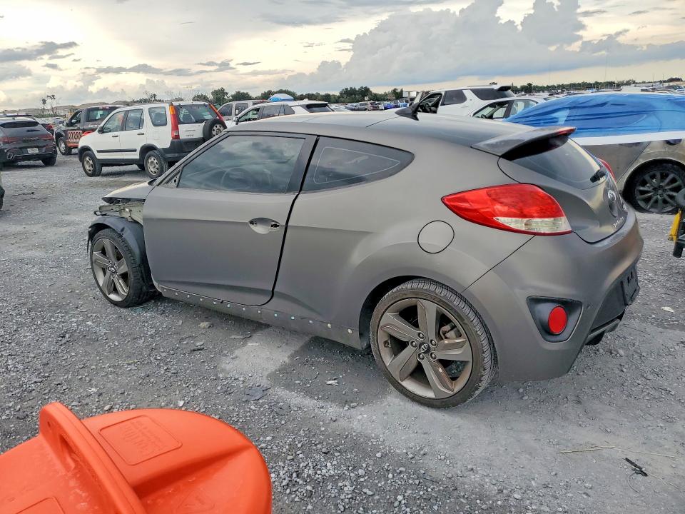 2013 Hyundai Veloster მანქანა იყიდება აუქციონზე, vin: KMHTC6AE4DU099823, აუქციონის ნომერი: 70328436