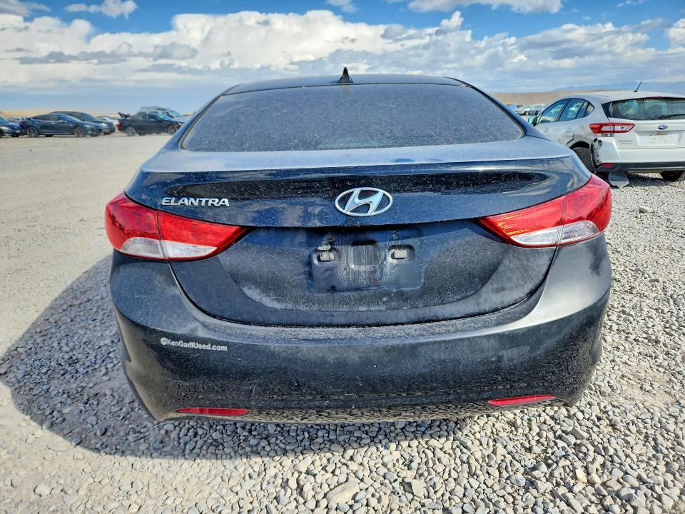Продажа на аукционе авто 2013 Hyundai Elantra, vin: KMHDH4AE4DU927184, номер лота: 69349296