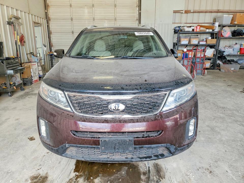 2015 Kia Sorento მანქანა იყიდება აუქციონზე, vin: 5XYKT3A61FG574310, აუქციონის ნომერი: 70022686