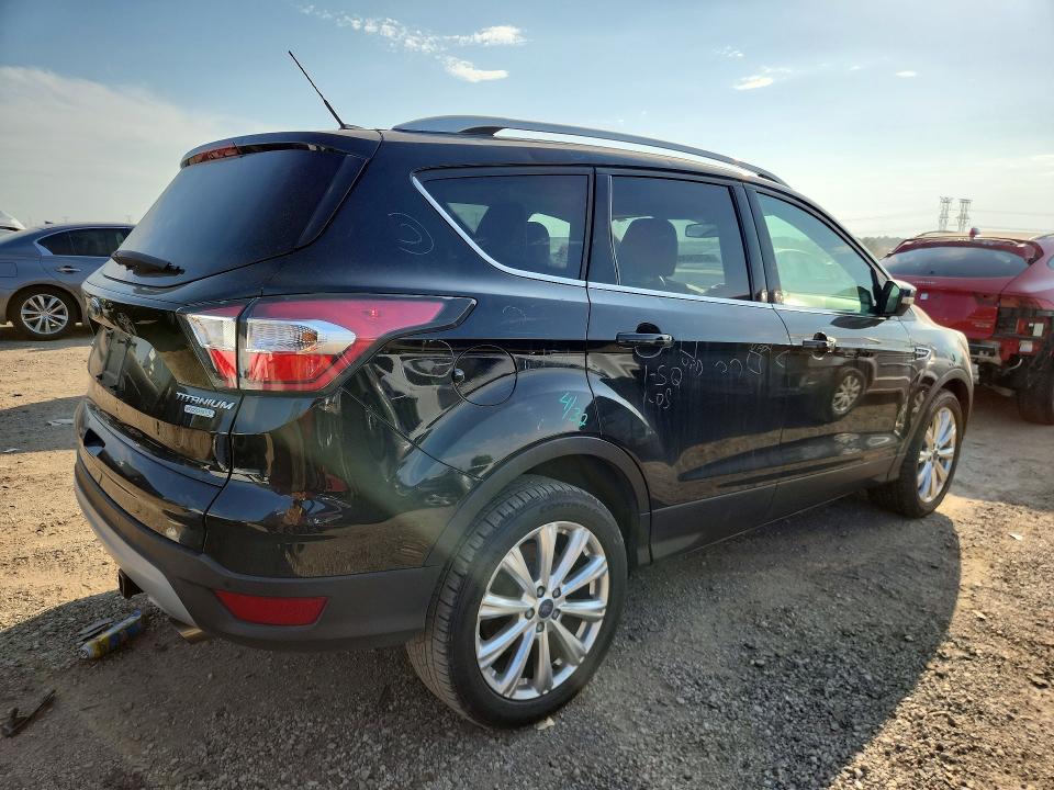 Продаж на аукціоні авто 2017 Ford Escape, vin: 1FMCU0J9XHUA75514, номер лоту: 67529206