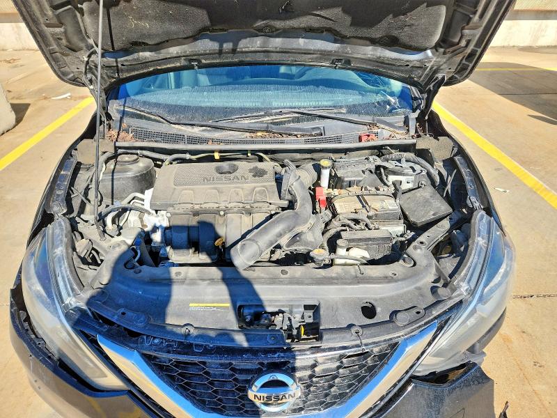 70812216 :رقم المزاد ، 3N1AB7AP4KY451494 vin ، 2019 Nissan Sentra مزاد بيع
