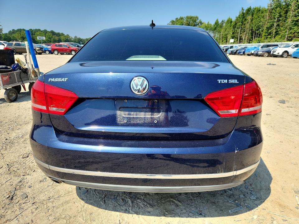 Продажа на аукционе авто 2015 Volkswagen Passat, vin: 1VWCV7A35FC056360, номер лота: 67255516