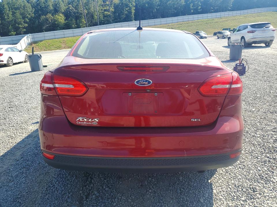 69097246 :رقم المزاد ، 1FADP3H28HL212438 vin ، 2017 Ford Focus مزاد بيع