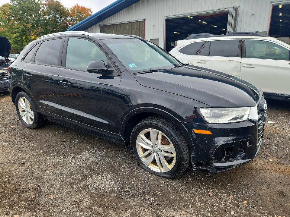 Продаж на аукціоні авто 2017 Audi Q3, vin: WA1ECCFS0HR003960, номер лоту: 70894636