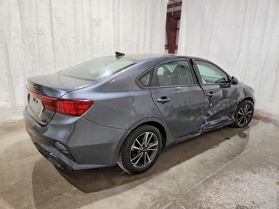2023 Kia Forte მანქანა იყიდება აუქციონზე, vin: 3KPF24AD5PE588931, აუქციონის ნომერი: 69227696