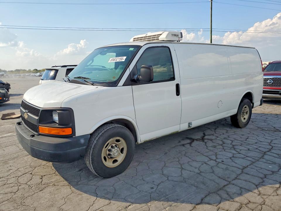 69652156 :رقم المزاد ، 1GCWGBFF5H1129760 vin ، 2017 Chevrolet Express G2500 مزاد بيع